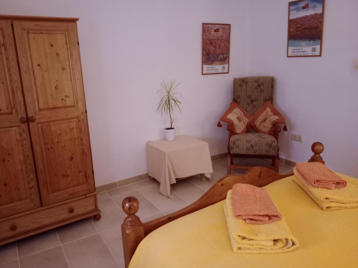 Casa En La Plaza, Hinojares - Ideal For Exploring The Area Eksteriør bilde
